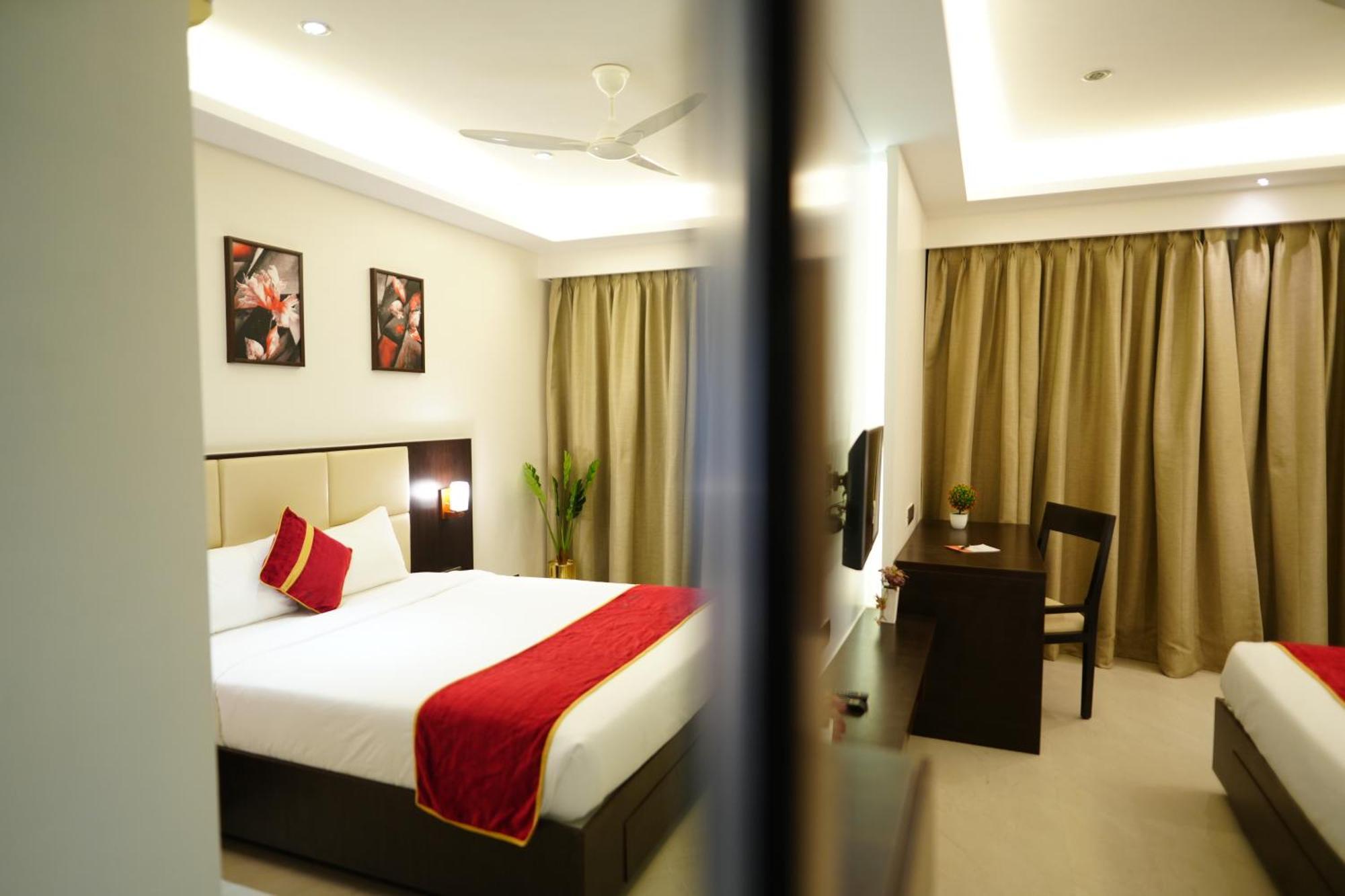 Hotel Grand Visava לונבלה מראה חיצוני תמונה
