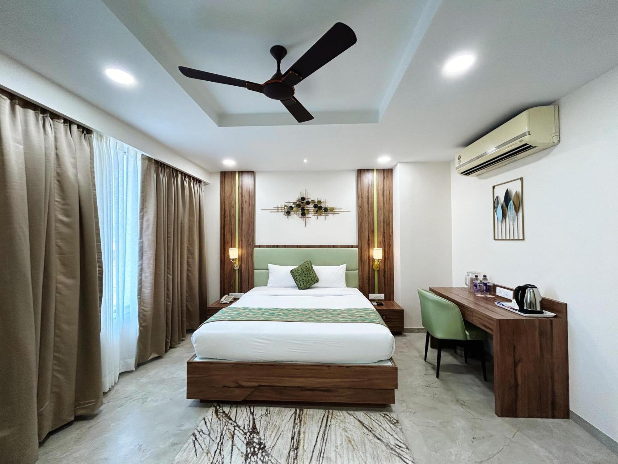 Hotel Grand Visava לונבלה מראה חיצוני תמונה