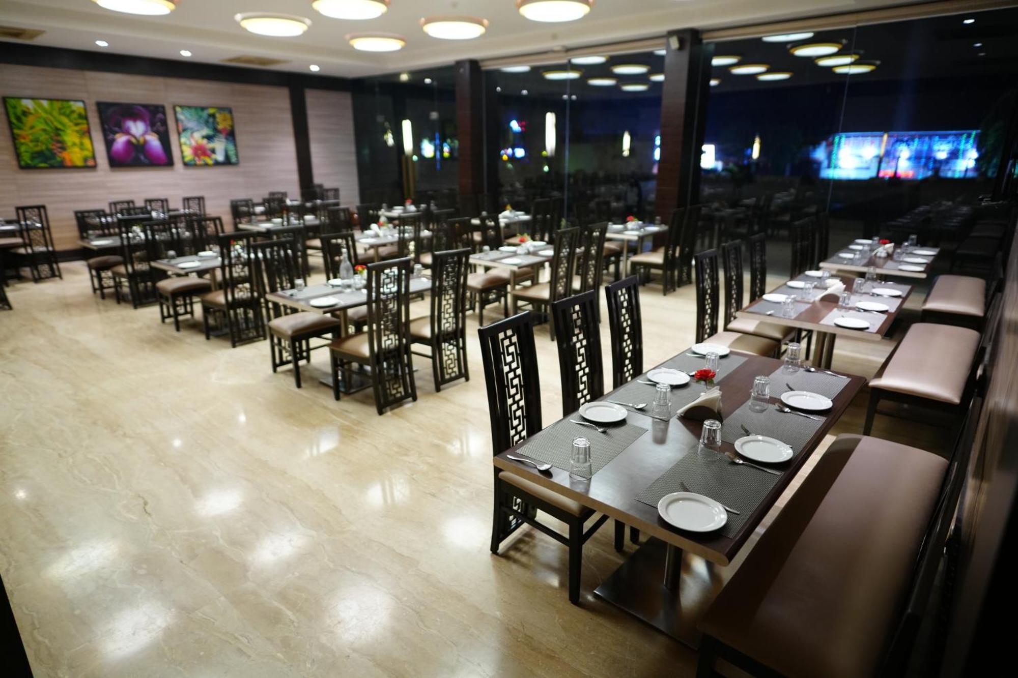Hotel Grand Visava לונבלה מראה חיצוני תמונה