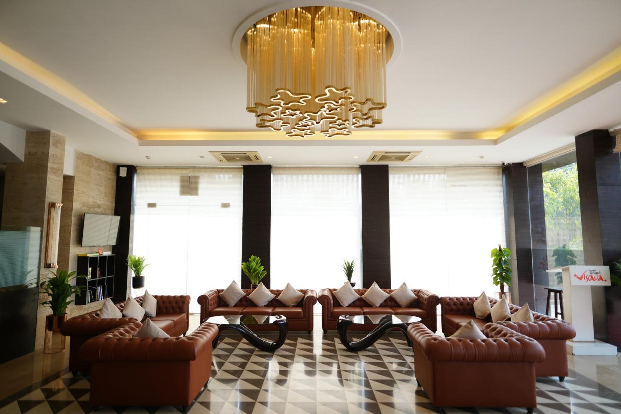 Hotel Grand Visava לונבלה מראה חיצוני תמונה