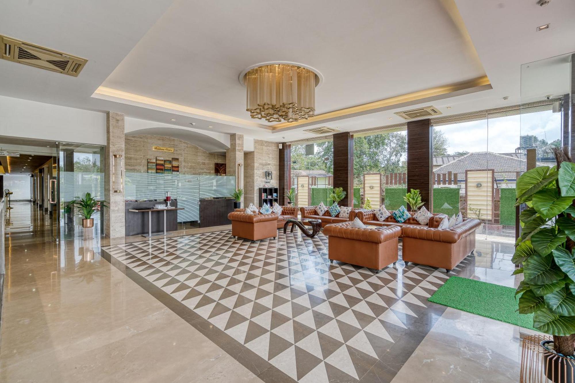 Hotel Grand Visava לונבלה מראה חיצוני תמונה