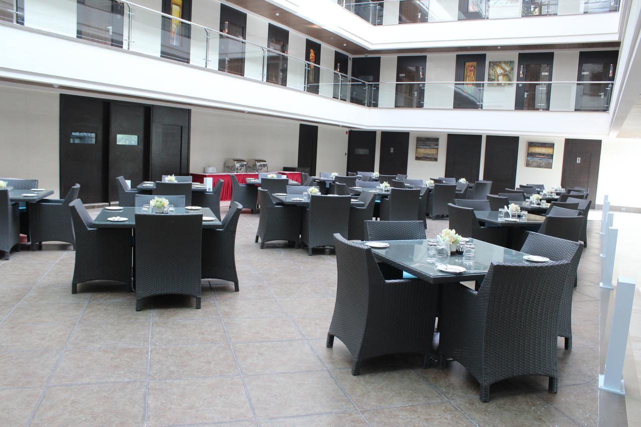 Hotel Grand Visava לונבלה מראה חיצוני תמונה