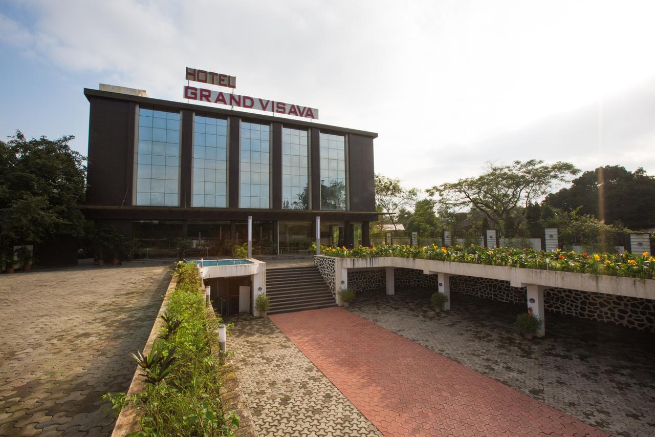 Hotel Grand Visava לונבלה מראה חיצוני תמונה