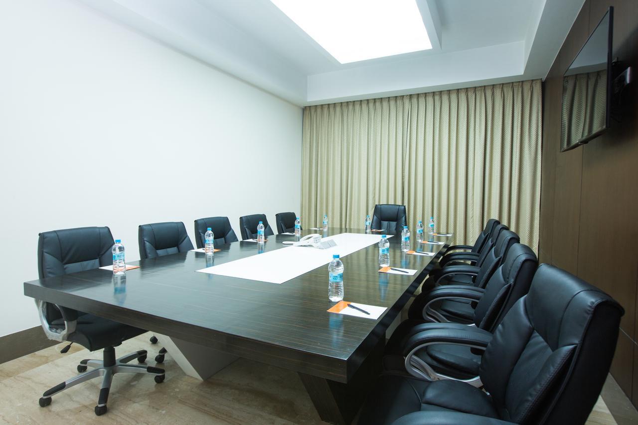 Hotel Grand Visava לונבלה מראה חיצוני תמונה