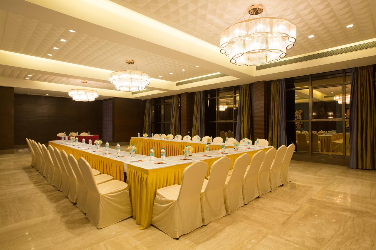 Hotel Grand Visava לונבלה מראה חיצוני תמונה
